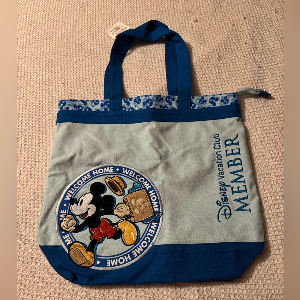 Disney Light Blue and Dark Blue Vacation Club Tote DVC NWT